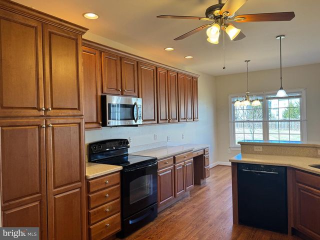 151 OWENS LN, Stephens City, VA 22655