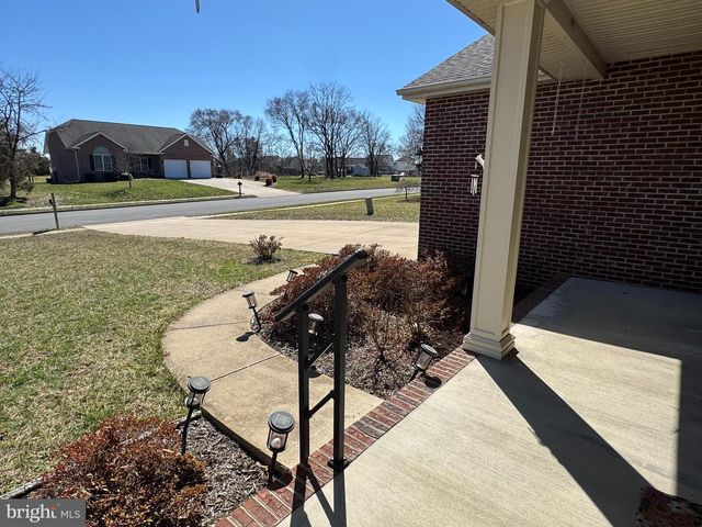 151 OWENS LN, Stephens City, VA 22655