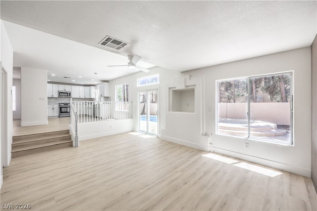 Image 16 of property listing at 9115 Sangria Lane, Las Vegas, NV 89147