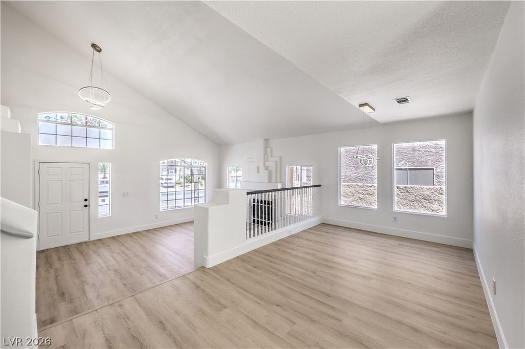 Image 7 of property listing at 9115 Sangria Lane, Las Vegas, NV 89147