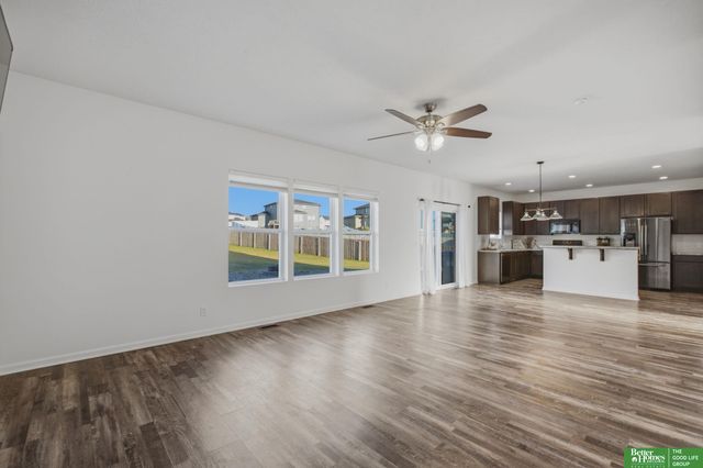 7906 N 173rd Terrace Circle, Bennington, NE 68007