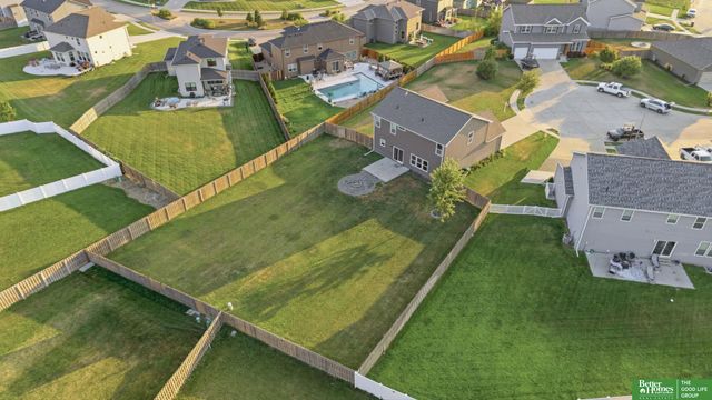 7906 N 173rd Terrace Circle, Bennington, NE 68007