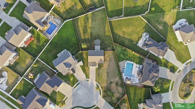 7906 N 173rd Terrace Circle, Bennington, NE 68007