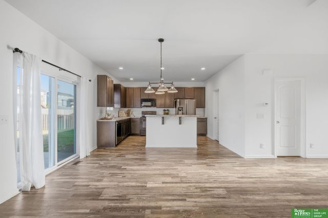 7906 N 173rd Terrace Circle, Bennington, NE 68007