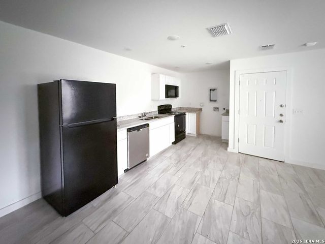 346 Ware, San Antonio, TX 78221