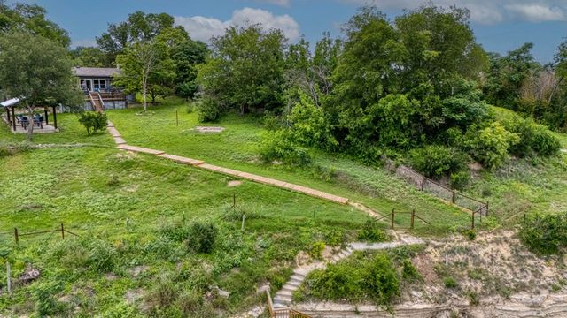 5987 Hwy 27, Center Point, TX 78010