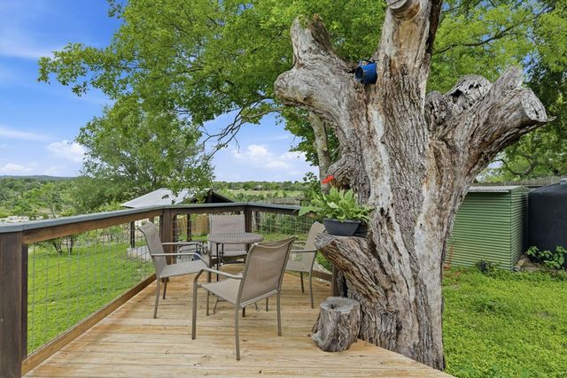 5987 Hwy 27, Center Point, TX 78010