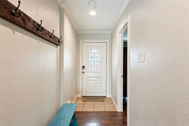 5987 Hwy 27, Center Point, TX 78010