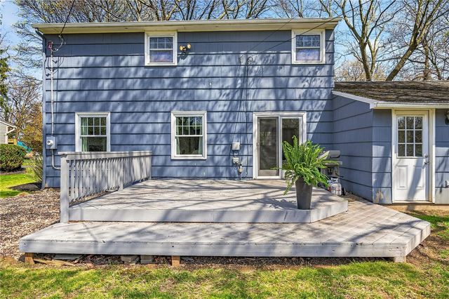 340 Village Lane, Brighton, NY 14610