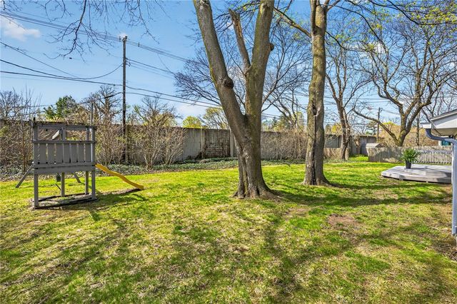 340 Village Lane, Brighton, NY 14610