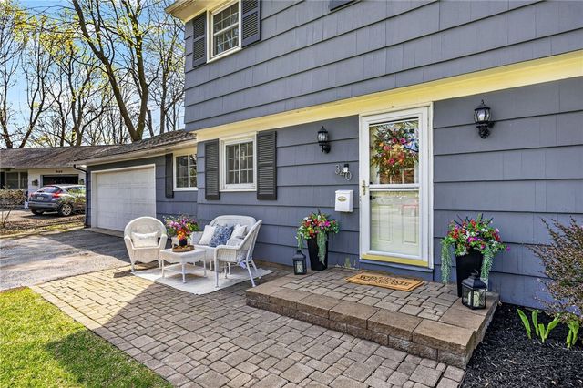 340 Village Lane, Brighton, NY 14610