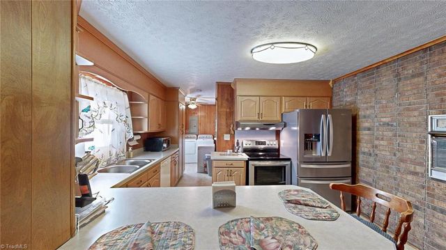 5386 Braxton Craven Road, Trinity, NC 27370