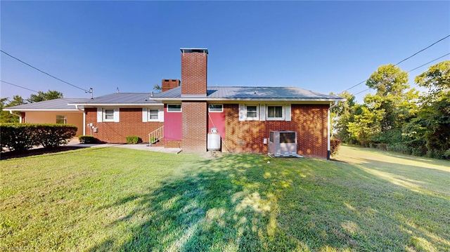 5386 Braxton Craven Road, Trinity, NC 27370