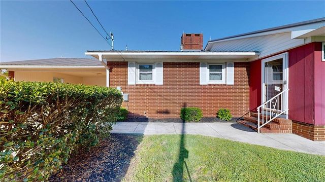 5386 Braxton Craven Road, Trinity, NC 27370