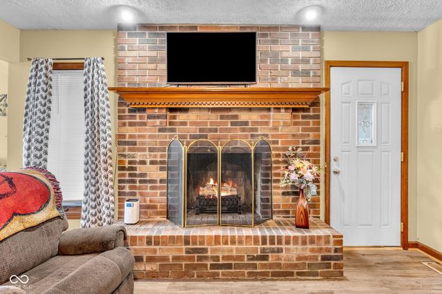 103 Weber Court, Franklin, IN 46131