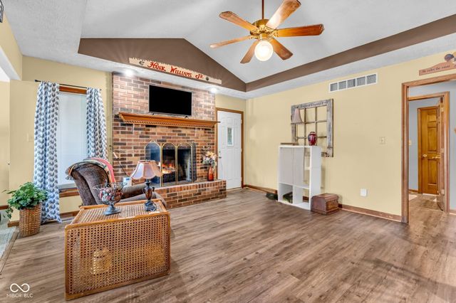 103 Weber Court, Franklin, IN 46131