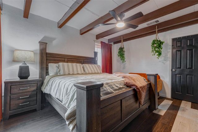 4815 Edfield Street, Houston, TX 77033