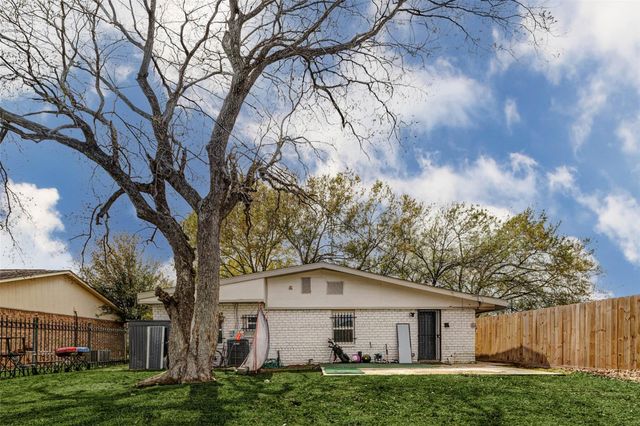 4815 Edfield Street, Houston, TX 77033