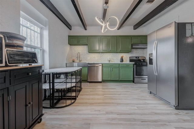 4815 Edfield Street, Houston, TX 77033