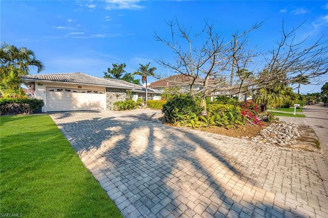 2170 Snook DR, Naples, FL 34102