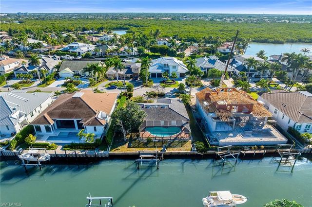 2170 Snook DR, Naples, FL 34102