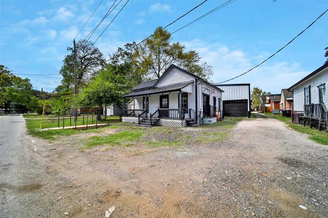 106 Spring School Road, Spring, TX 77373