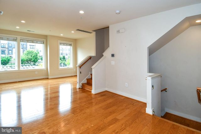16301 COLUMBUS AVE, Derwood, MD 20855