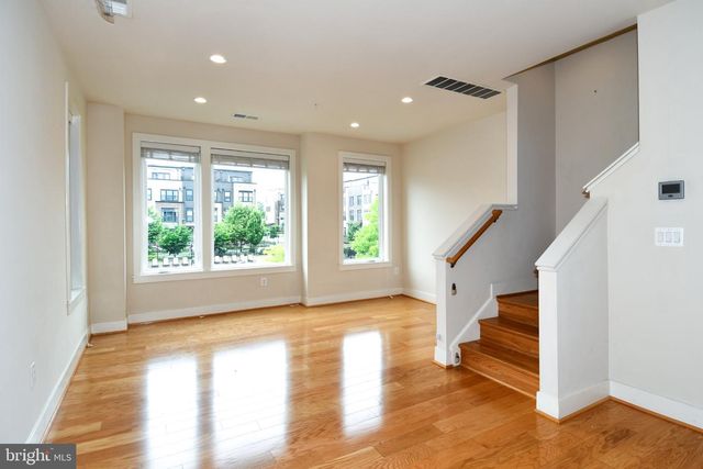 16301 COLUMBUS AVE, Derwood, MD 20855