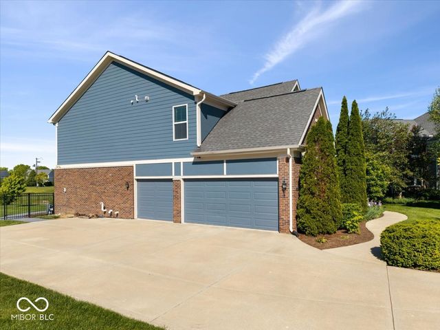 1524 Anon Court, Greenwood, IN 46143