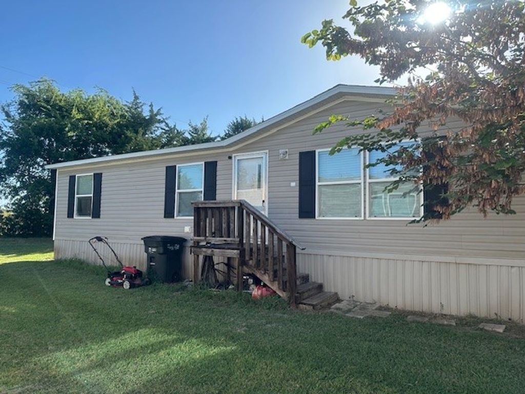 111 Northaven Lane, Knollwood, TX 75092