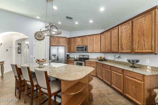 4029 W SAINT ANNE Avenue, Phoenix, AZ 85041