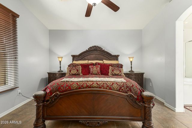 4029 W SAINT ANNE Avenue, Phoenix, AZ 85041