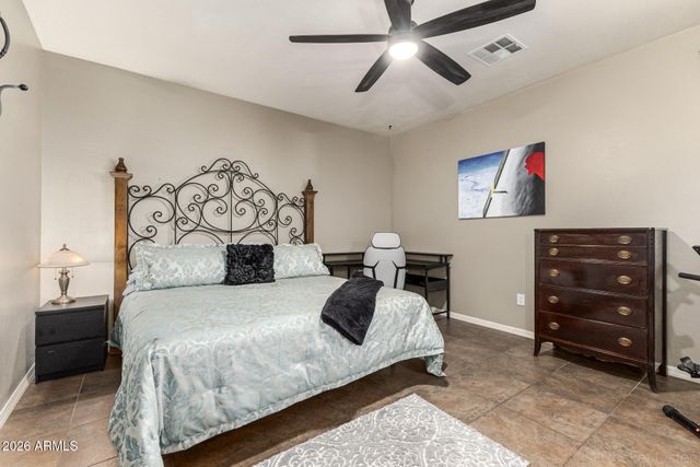 4029 W SAINT ANNE Avenue, Phoenix, AZ 85041