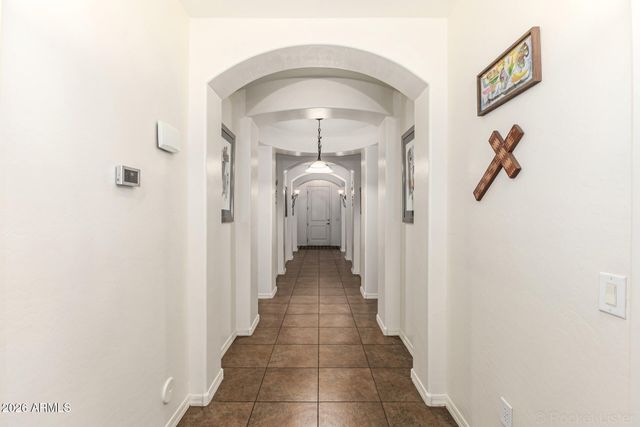 4029 W SAINT ANNE Avenue, Phoenix, AZ 85041