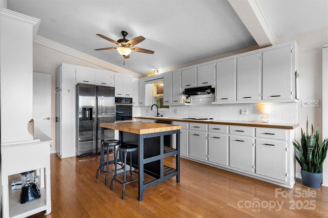 109 Joe Teague Road, Hickory, NC 28601