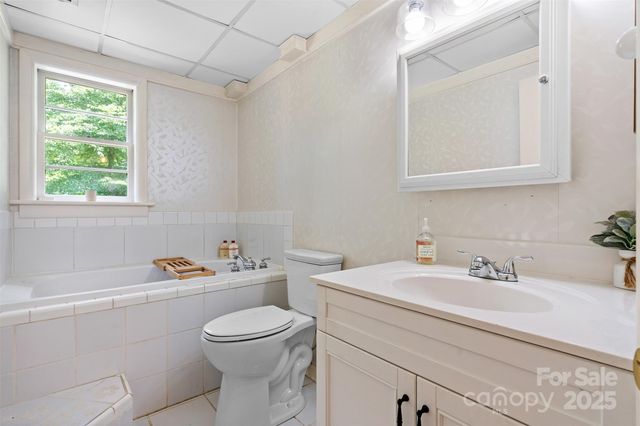 109 Joe Teague Road, Hickory, NC 28601