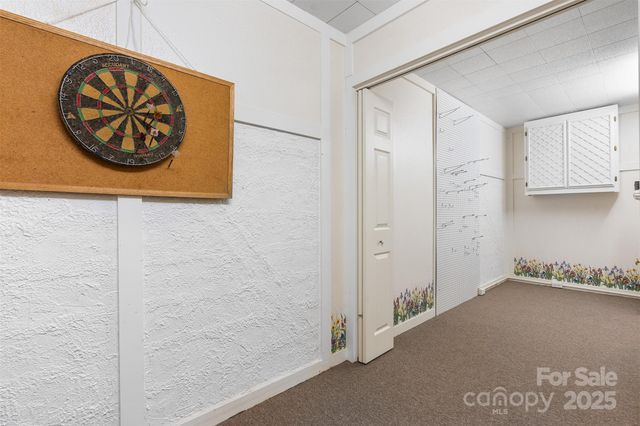 109 Joe Teague Road, Hickory, NC 28601