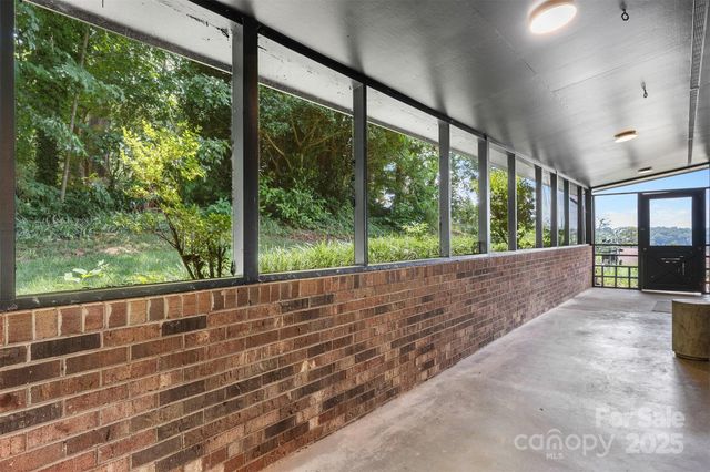 109 Joe Teague Road, Hickory, NC 28601