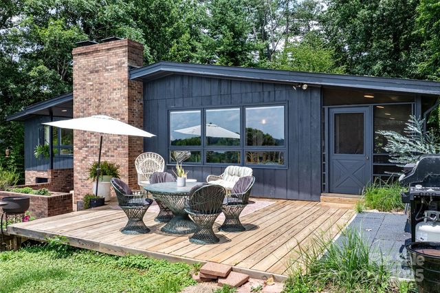 109 Joe Teague Road, Hickory, NC 28601