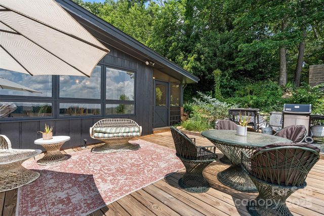 109 Joe Teague Road, Hickory, NC 28601