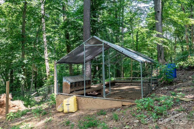109 Joe Teague Road, Hickory, NC 28601