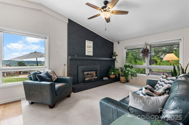 109 Joe Teague Road, Hickory, NC 28601