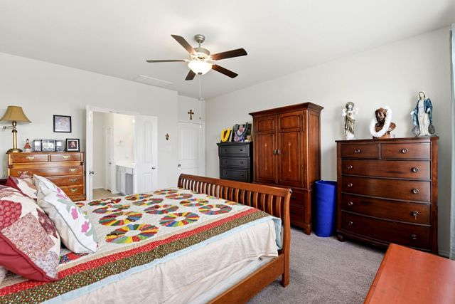 693 Forest Bend Lane, La Marque, TX 77568