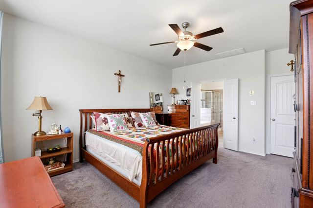 693 Forest Bend Lane, La Marque, TX 77568
