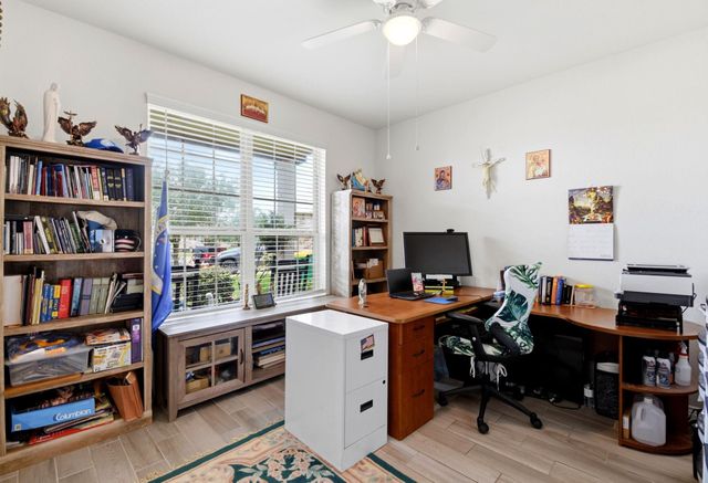 693 Forest Bend Lane, La Marque, TX 77568