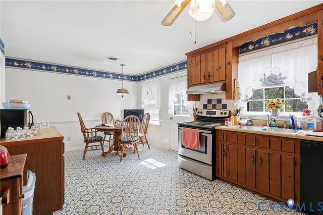 9315 Plymouth Pl, Mechanicsville, VA 23116