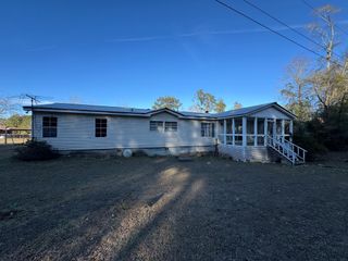 209 Mclain Street, Newville, AL 36353