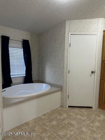 43347 LARSEN Road, Callahan, FL 32011