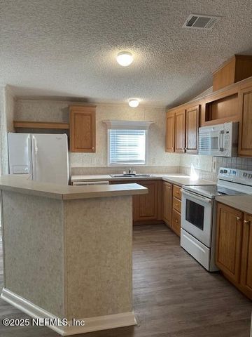 43347 LARSEN Road, Callahan, FL 32011