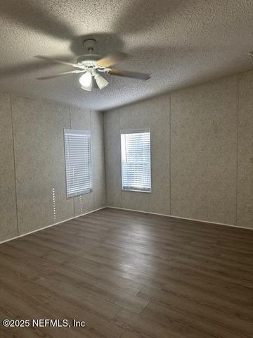 43347 LARSEN Road, Callahan, FL 32011